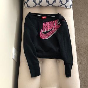 Crop Nike sweatshirt